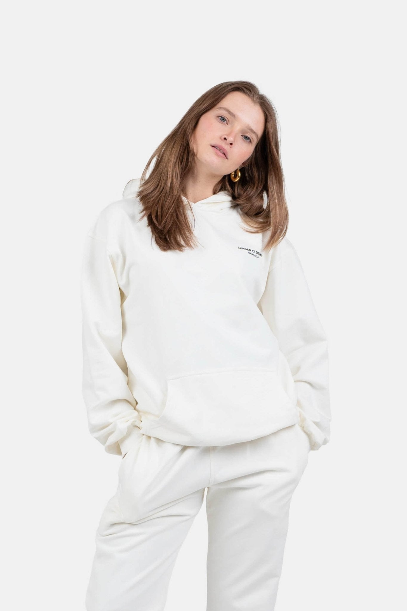 UNMARKED Hoodie Hvid | Skagen-clothing.dk